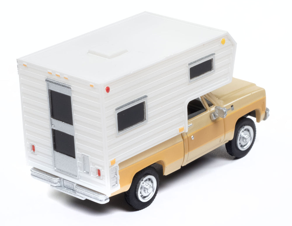 Classic Metal Works 1977 Chevy Fleetside Camper Pickup (Neutral & Buckskin Side) 1:87 HO Scale