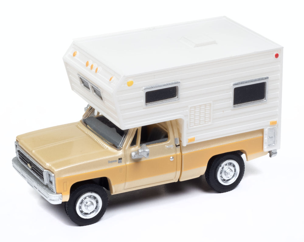 Classic Metal Works 1977 Chevy Fleetside Camper Pickup (Neutral & Buckskin Side) 1:87 HO Scale