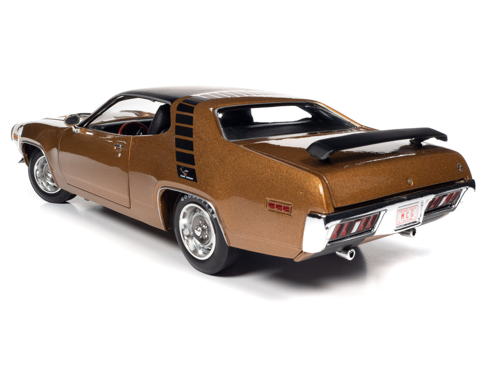 American Muscle 1971 Plymouth Road Runner Hardtop 1:18 Scale Diecast