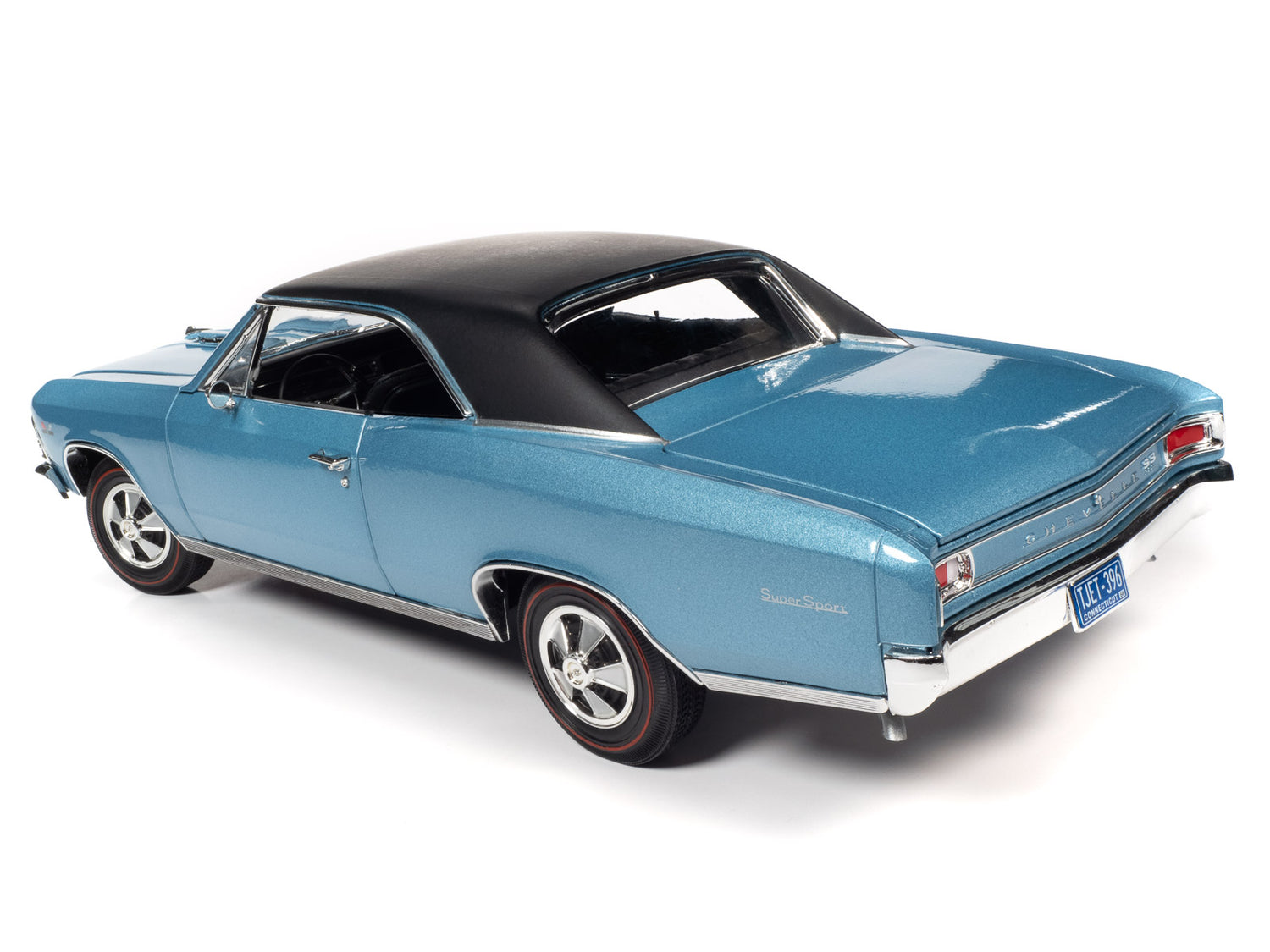 American Muscle 1966 Chevrolet Chevelle SS 396 Hardtop 1:18 Scale Diecast