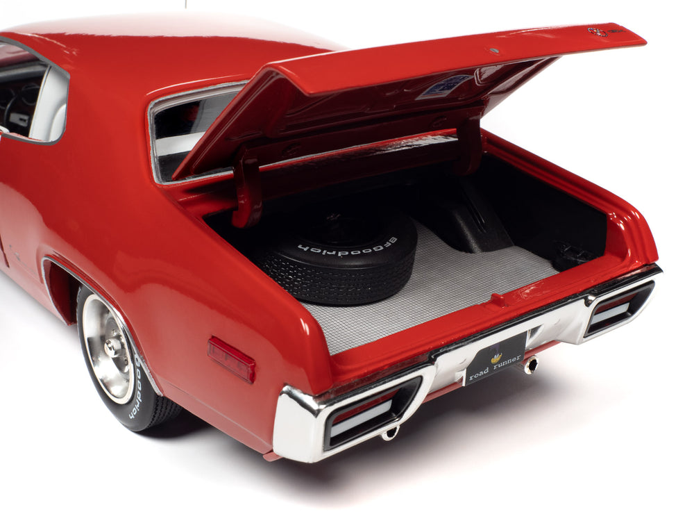 American Muscle 1972 Plymouth Road Runner GTX 1:18 Scale Diecast