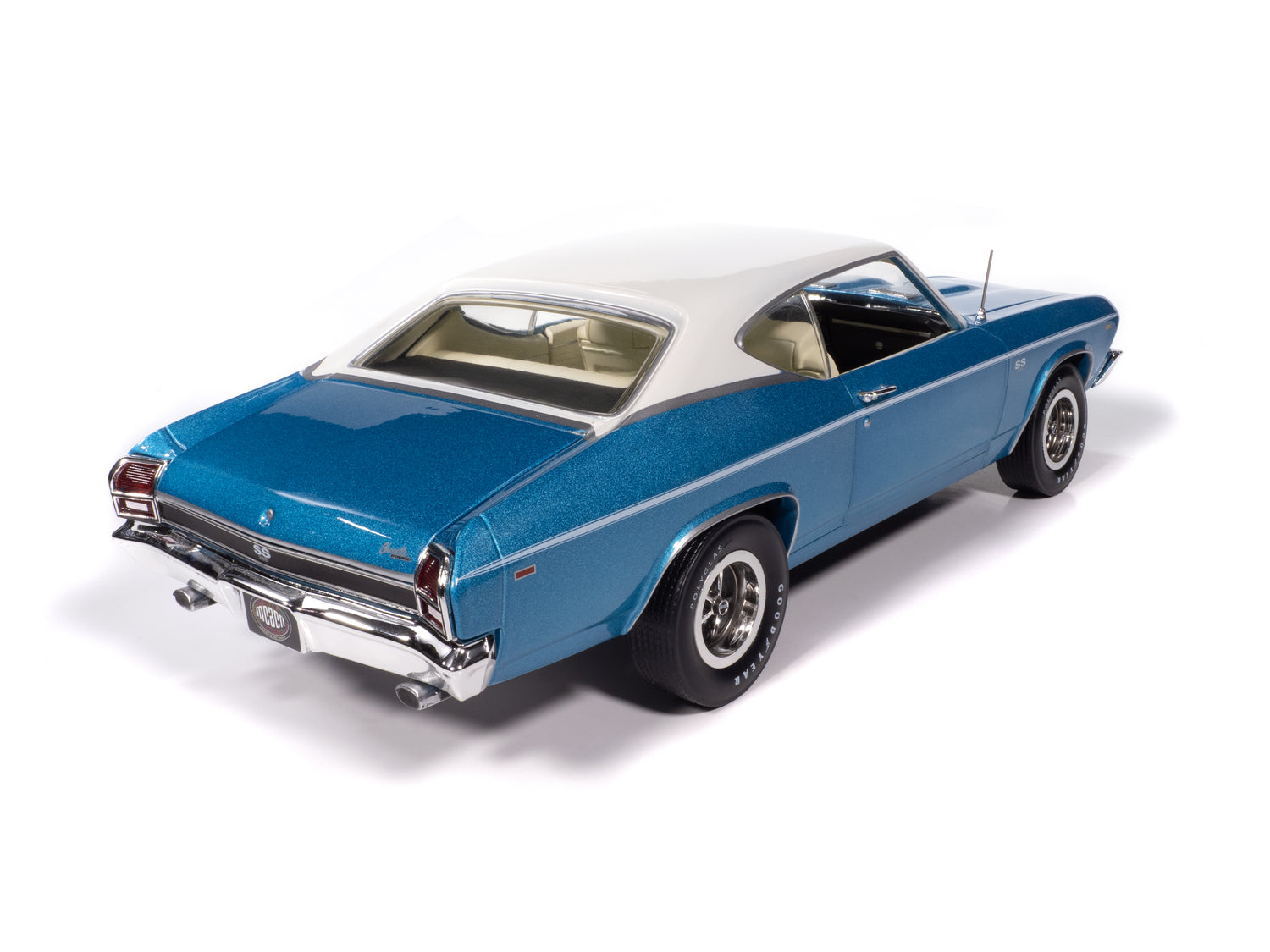 American Muscle 1969 Chevrolet Chevelle Hardtop MCACN 1:18 Scale Diecast
