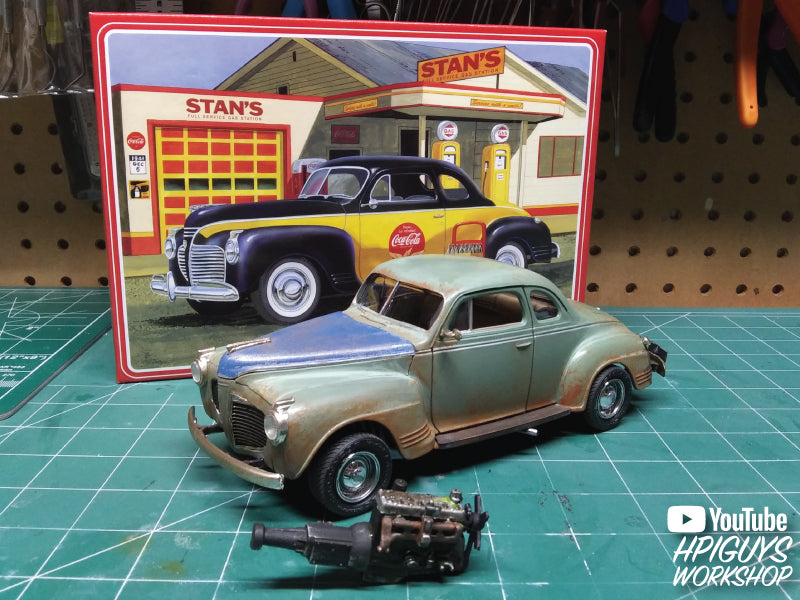 AMT 1941 Plymouth Coupe (Coca-Cola) 1:25 Scale Model Kit