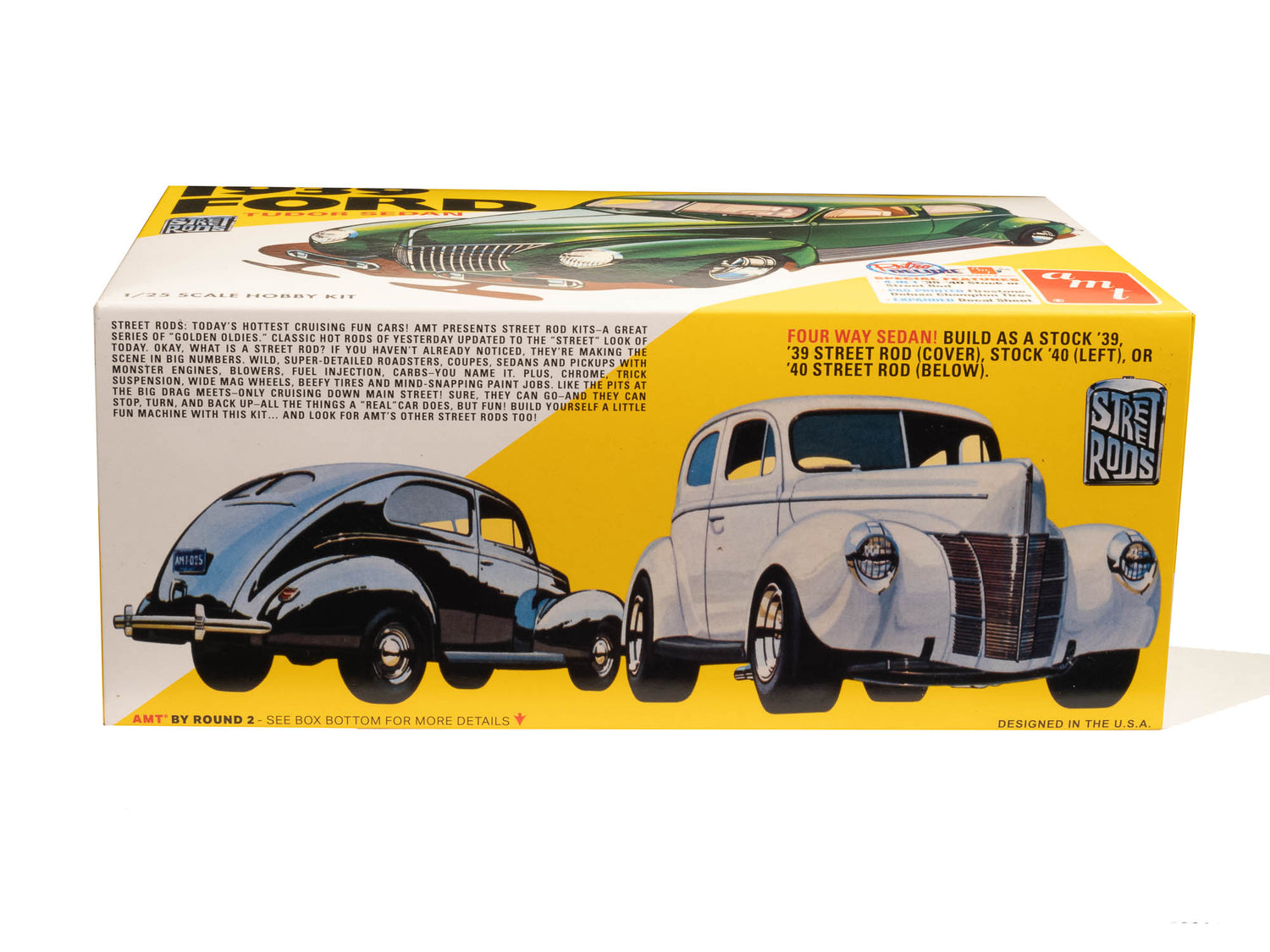AMT 1939 Ford Sedan Street Rod Series 1:25 Scale Model Kit