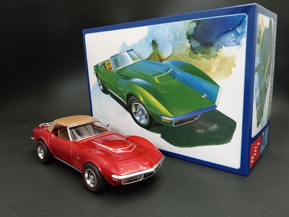 AMT 1972 Chevy Corvette Roadster 1:25 Scale Model Kit