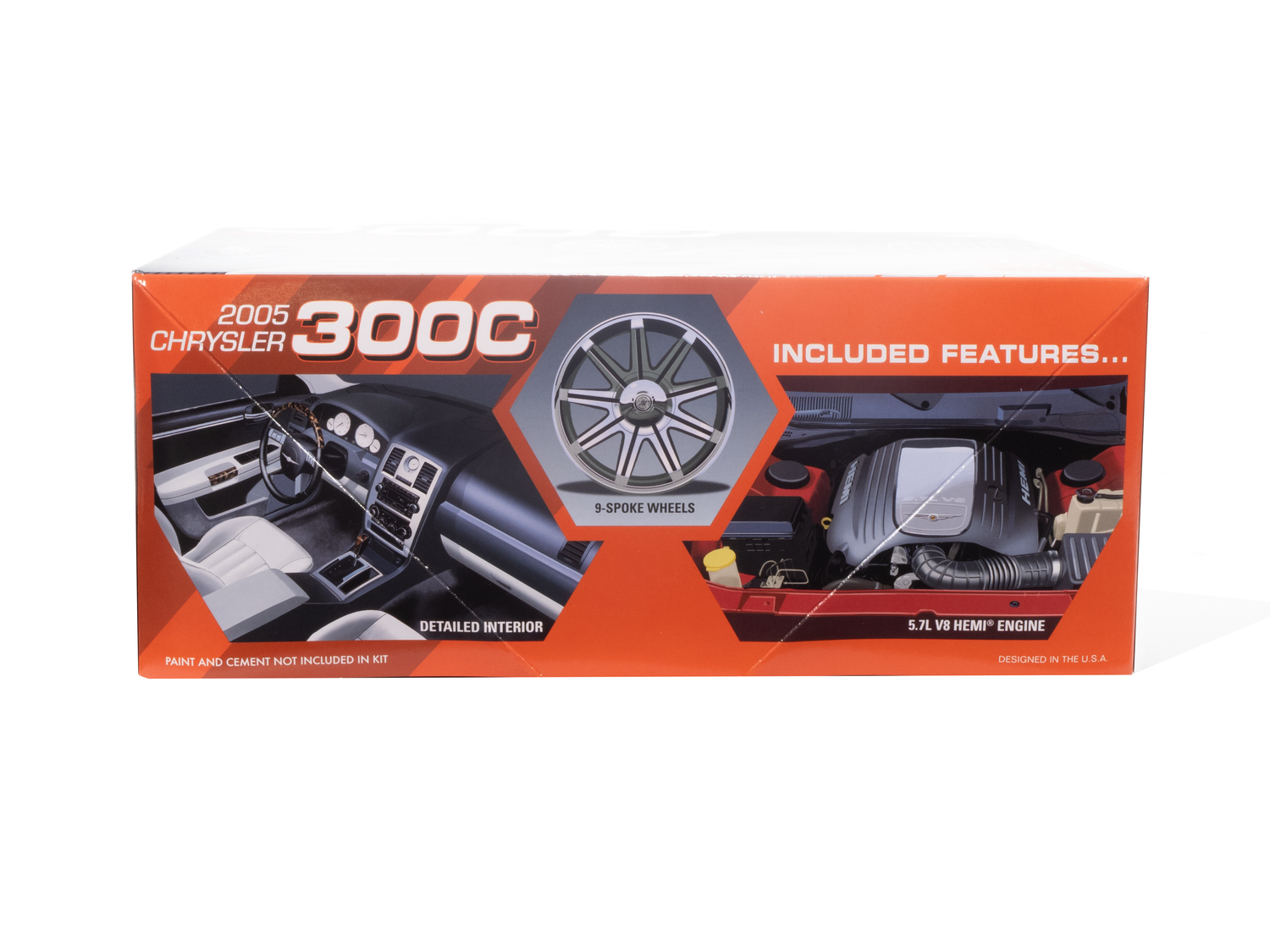 AMT 2005 Chrysler 300C 1:25 Scale Model Kit