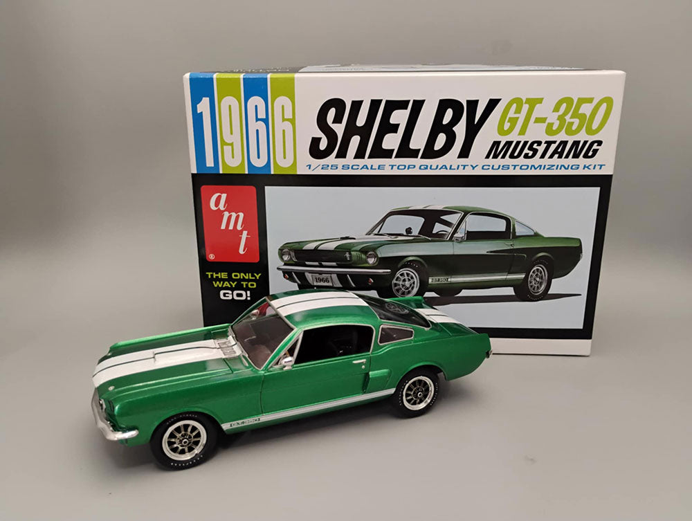 AMT 1966 Shelby Mustang GT-350 1:25 Scale Model Kit