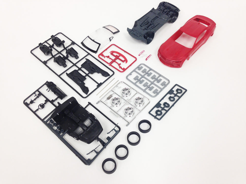 AMT 2016 Chevy Camaro SS (Garnet Red) 1:25 Scale Snap Kit