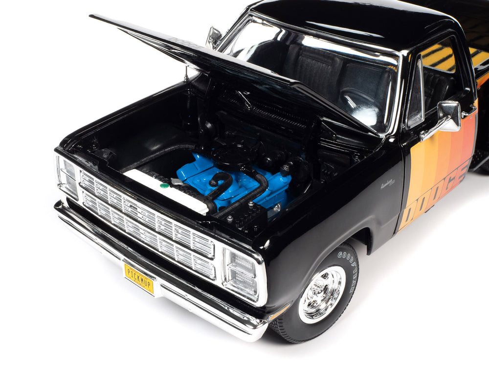 Auto World 1980 Dodge Pickup Step Side 1:18 Scale Diecast