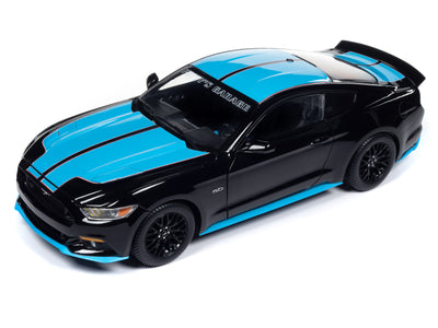 Auto World 2016 Ford Mustang Petty's Garage 1:18 Scale Diecast