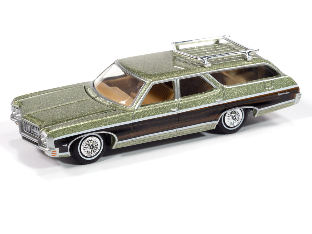 Auto World 1970 Chevy Kingswood Estate (Green Mist Poly w/Woodgrain Side Panels) 1:64 Diecast