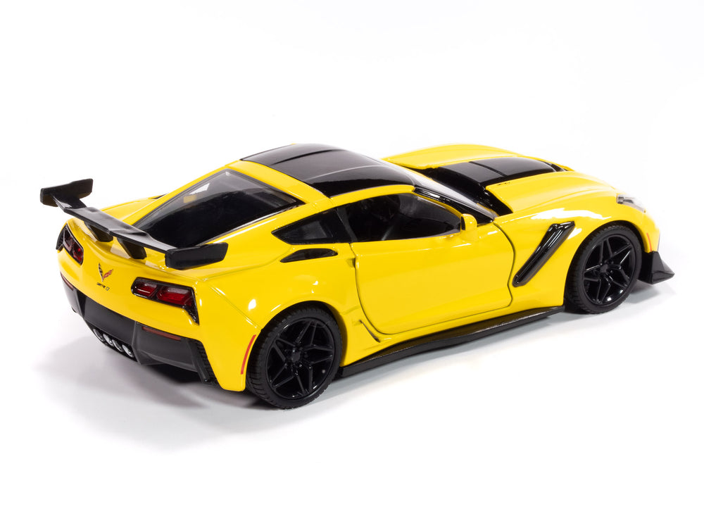 Johnny Lightning 2019 Chevy Corvette ZR1 (Yellow) 1:24 Diecast