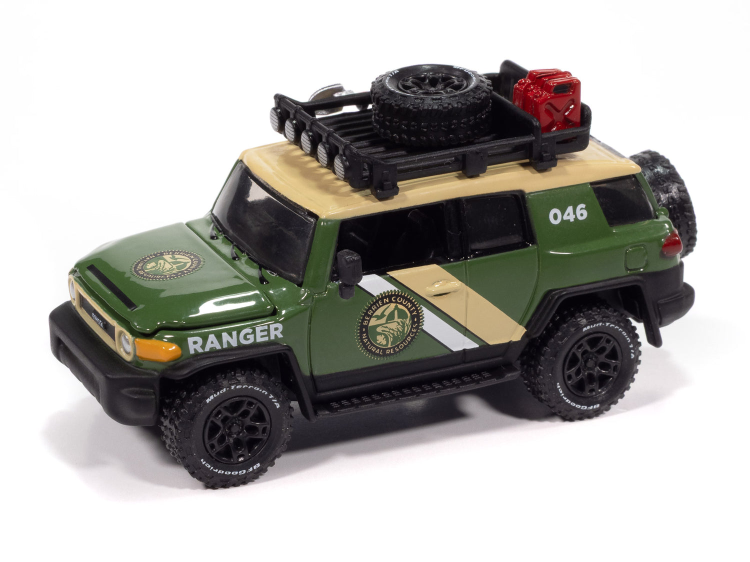 Johnny Lightning 2014 Toyota FJ Cruiser w/Small Open Trailer 1:64 Diecast