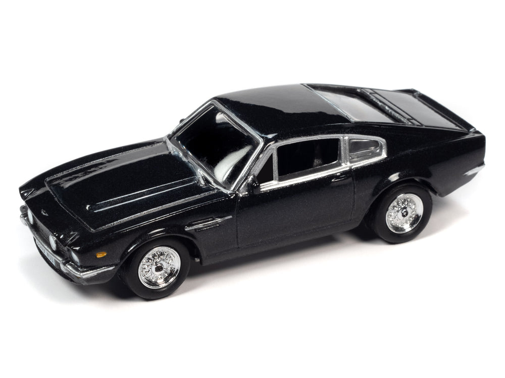 Johnny Lightning James Bond 1987 Aston Martin Vantage (The Living Daylights) 1:64 Scale Diecast