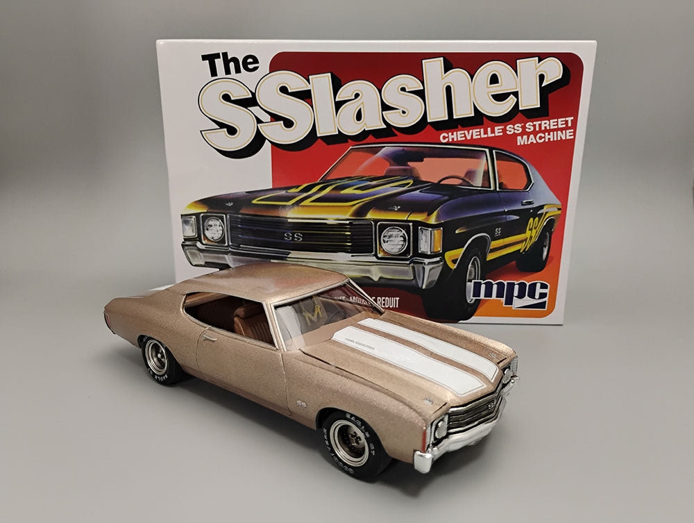 MPC 1972 Chevelle SS 454 1:25 Scale Model Kit