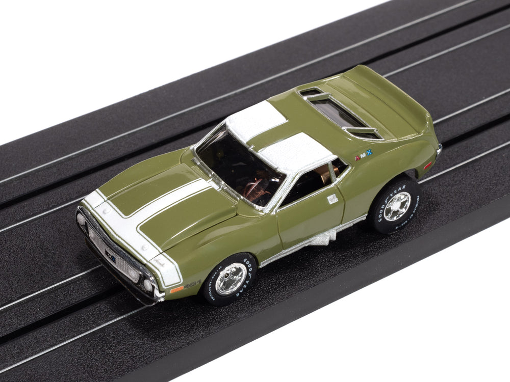 Auto World Xtraction 1971 AMC Javelin (Green & White) HO Scale Slot Car