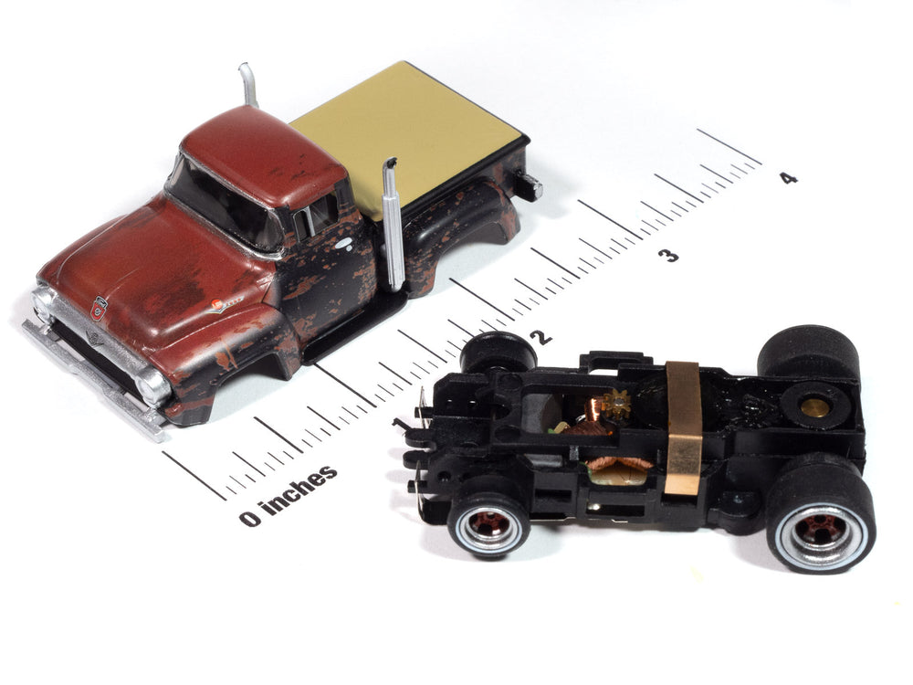 Auto World 4Gear 1956 Ford F100 Pickup (Rusted) HO Scale Slot Car