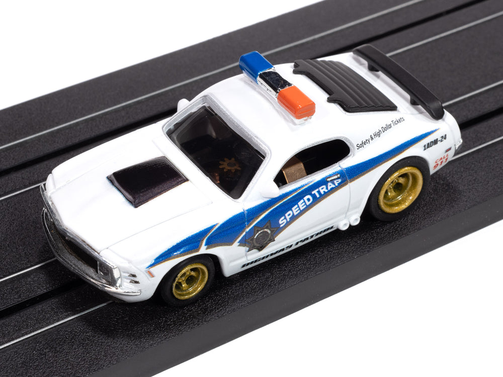Auto World 4Gear 1970 Ford Mustang Highway Patrol Car (White w/ Blue Stripes) HO Scale Slot Car