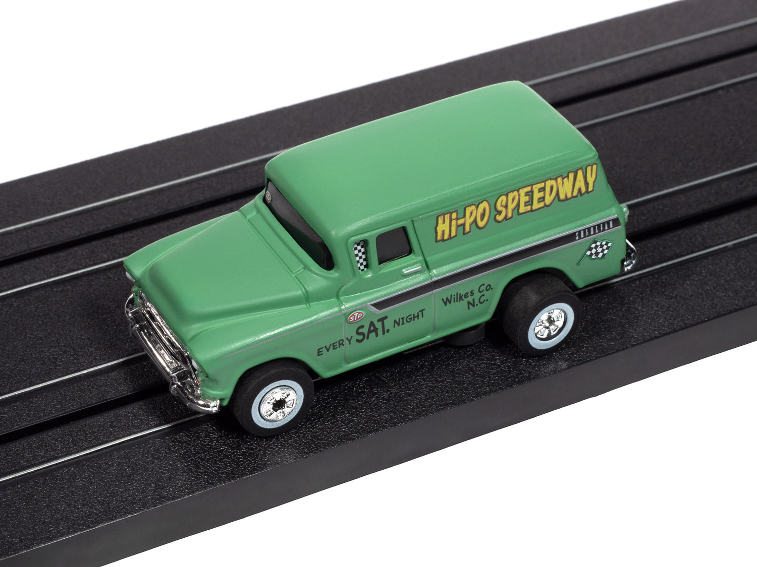 Auto World Thunderjet 1957 Chevy Suburban (Green) HO Scale Slot Car