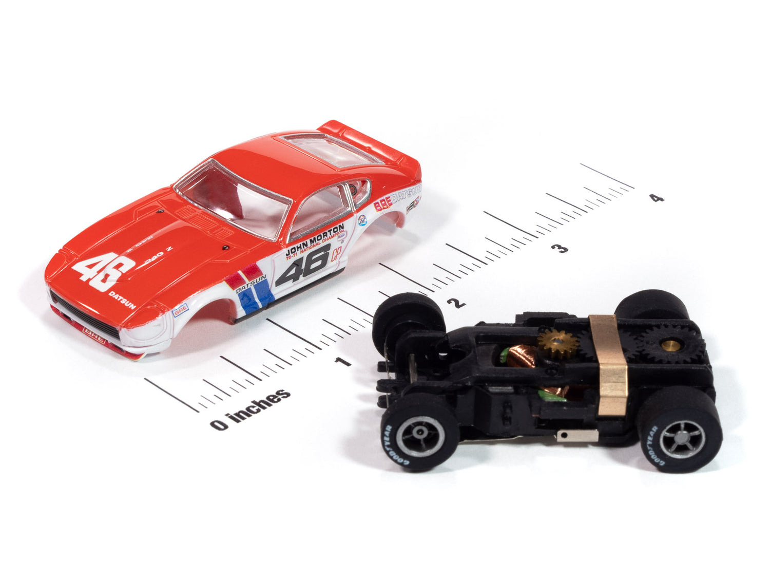 Auto World Xtraction 1971 BRE Datsun 240Z #46 (Red, White & Blue) HO Scale Slot Car