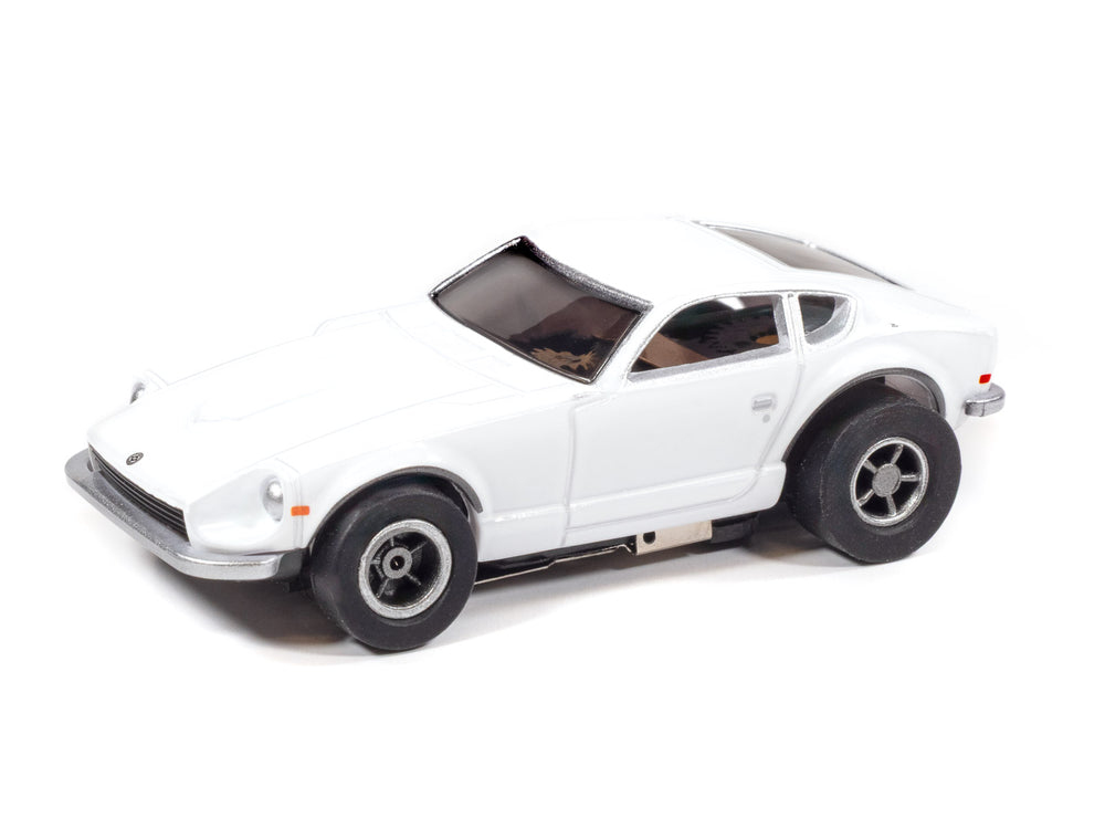 "PRE-ORDER" Auto World Xtraction 1972 Datsun 240Z JDM Legends Version B (White & Black) HO Scale Slot Car (DUE OCTOBER 2026)