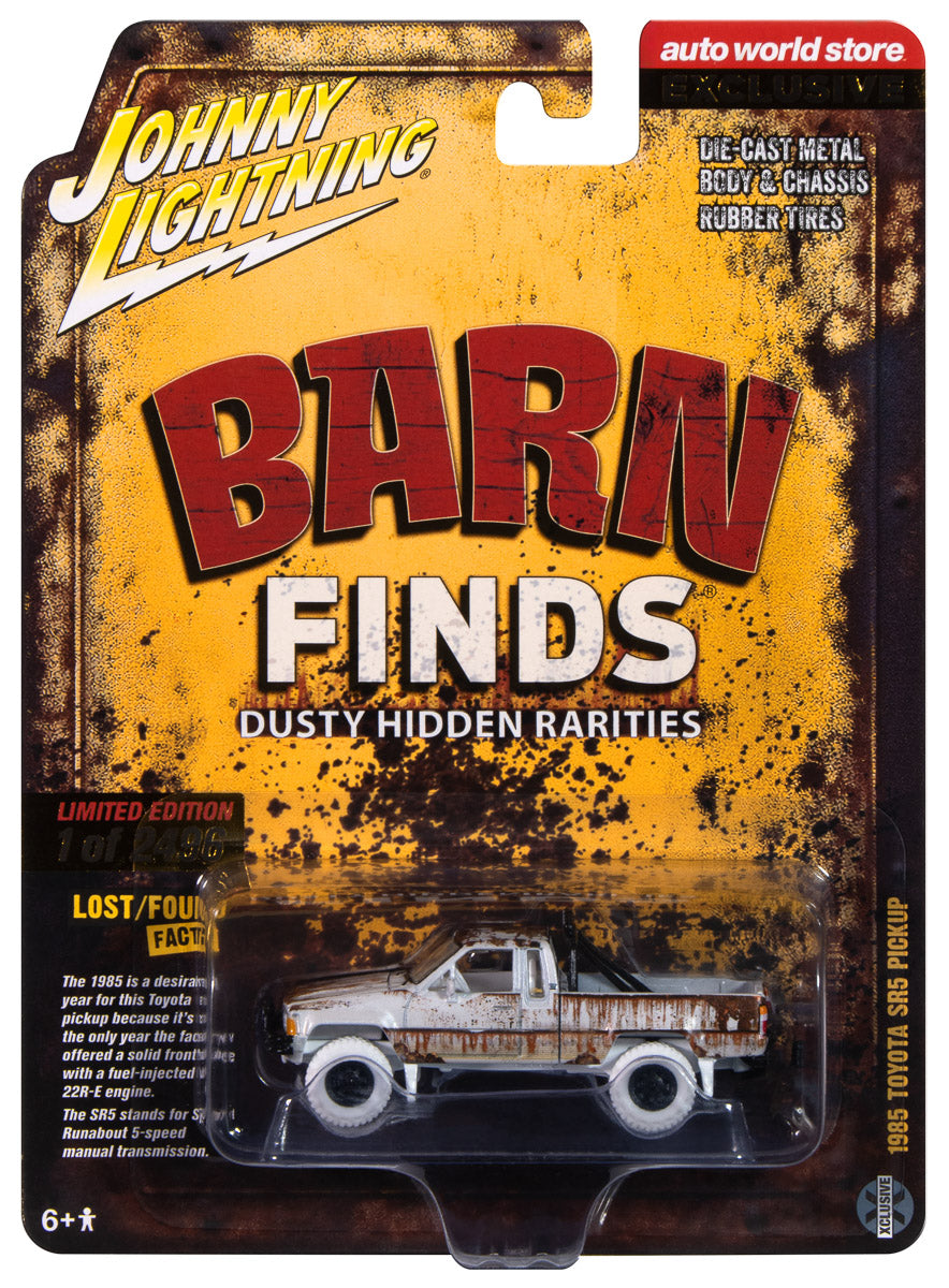 Johnny Lightning 1985 Toyota SR5 Pickup (Weathered) (Auto World Store Exclusive) 1:64 Diecast