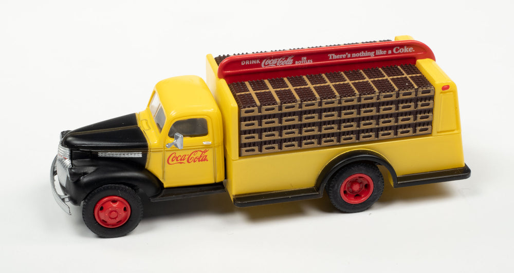 Classic Metal Works 1941-1946 Chevy Bottle Truck (Coca-Cola) 1:87 HO Scale