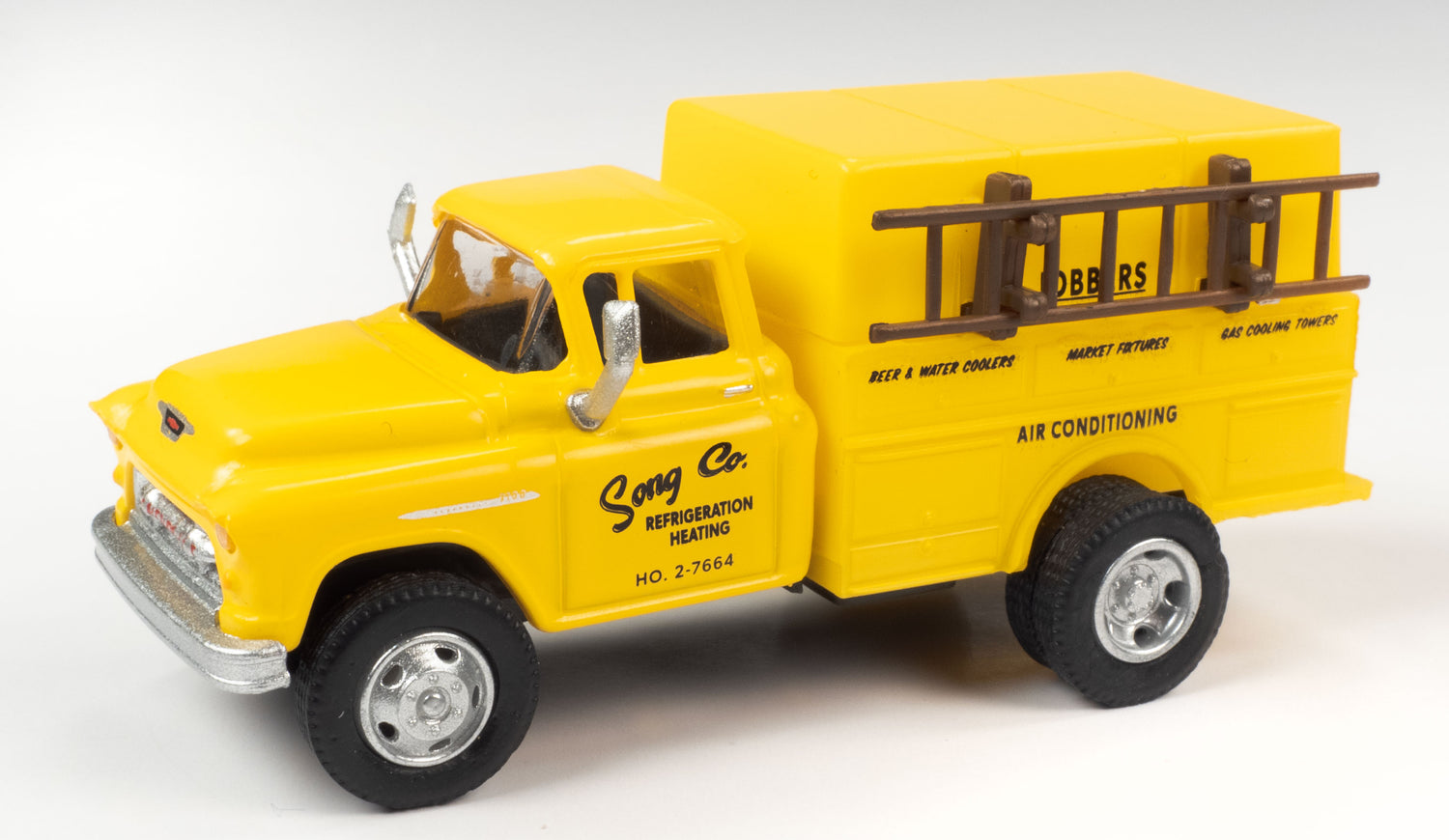 Classic Metal Works 1955 Chevy Utility Truck (Refrigeration & Heating) 1:87 HO Scale