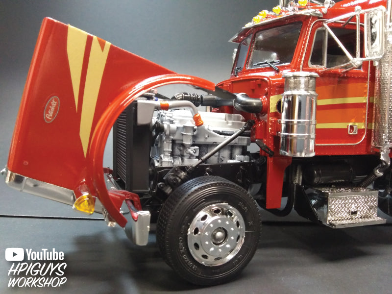 AMT Peterbilt 378 Long Hauler Semi Tractor 1:24 Scale Model Kit