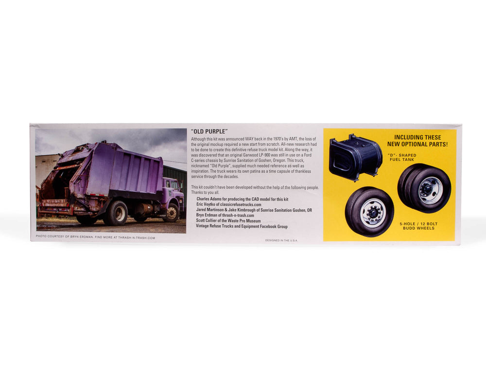 AMT Ford C-900 Gar Wood Load Packer Garbage Truck 1:25 Scale Model Kit features