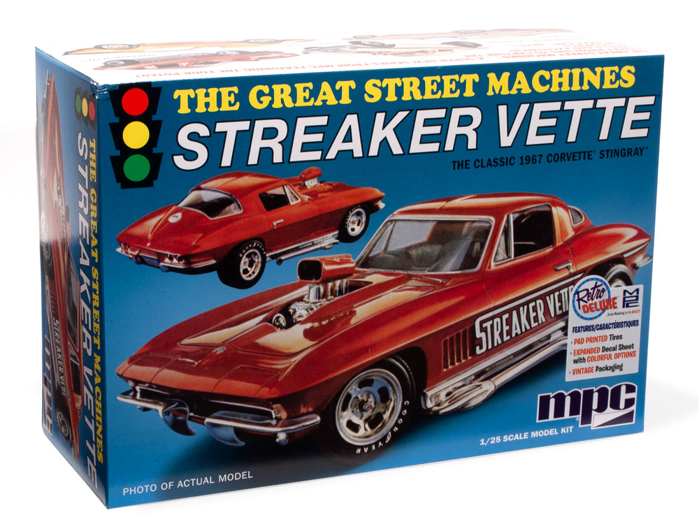 MPC 1967 Chevy Corvette Stingray "Streaker Vette" 1:25 Scale Model Kit