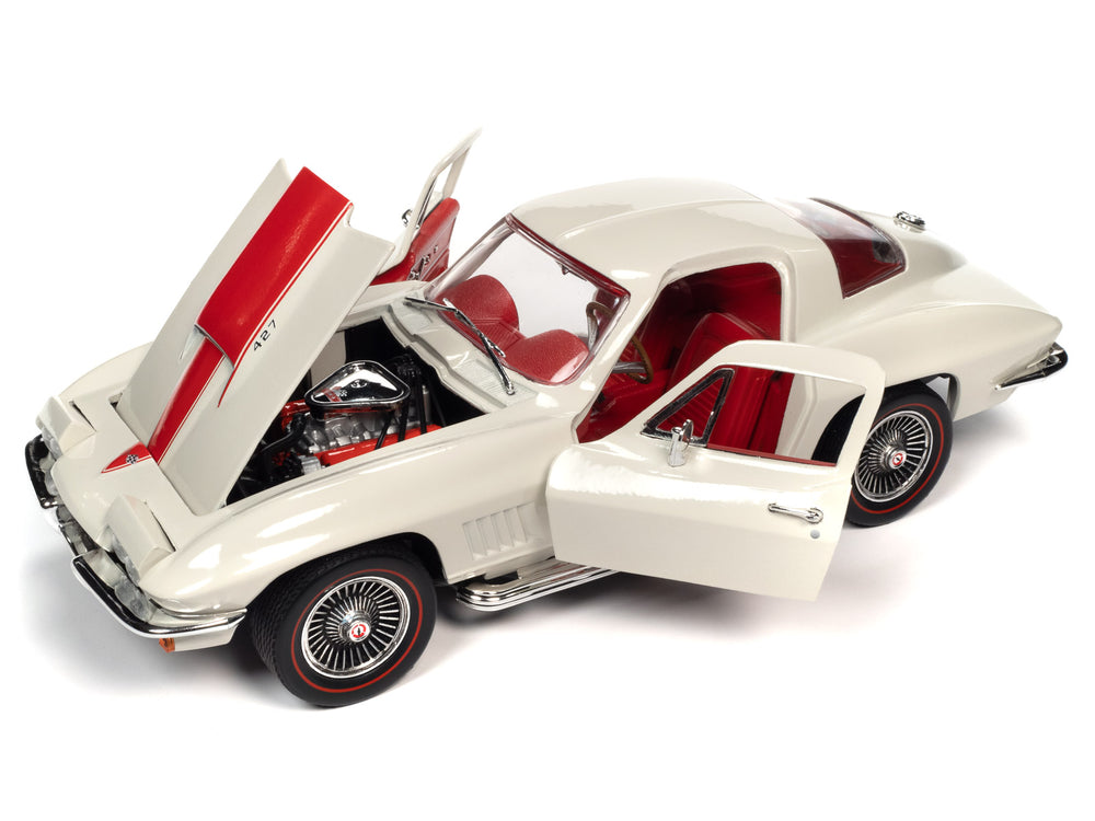 American Muscle 1967 Chevrolet Corvette 427 Coupe 1:18 Scale Diecast