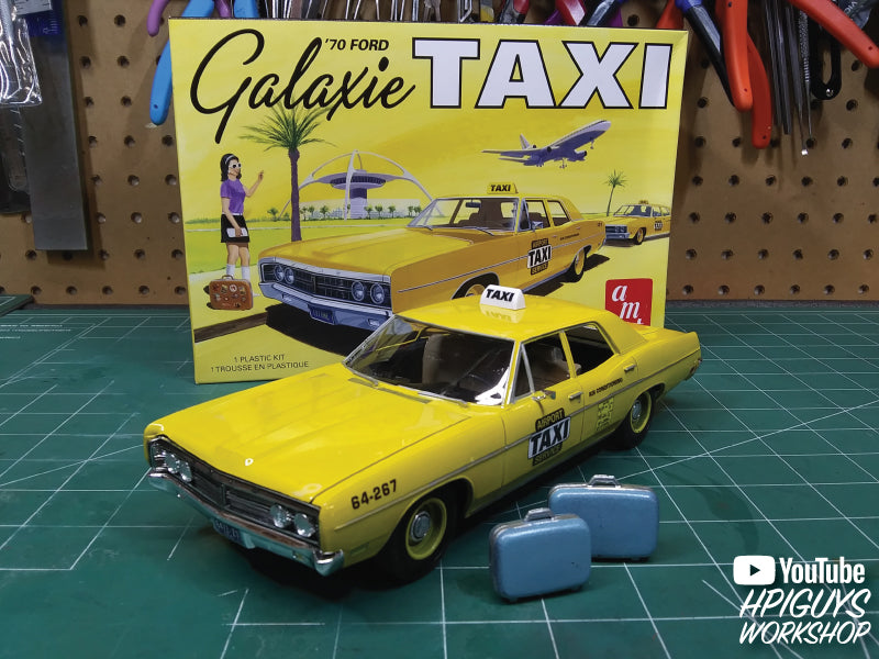 AMT 1970 Ford Galaxie Taxi 1:25 Scale Model Kit
