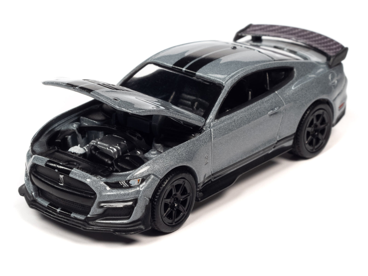 Auto World 2021 Shelby GT500 Carbon Edition (Iconic Silver with Twin Black Stipes on Lower Rockers) 1:64 Diecast