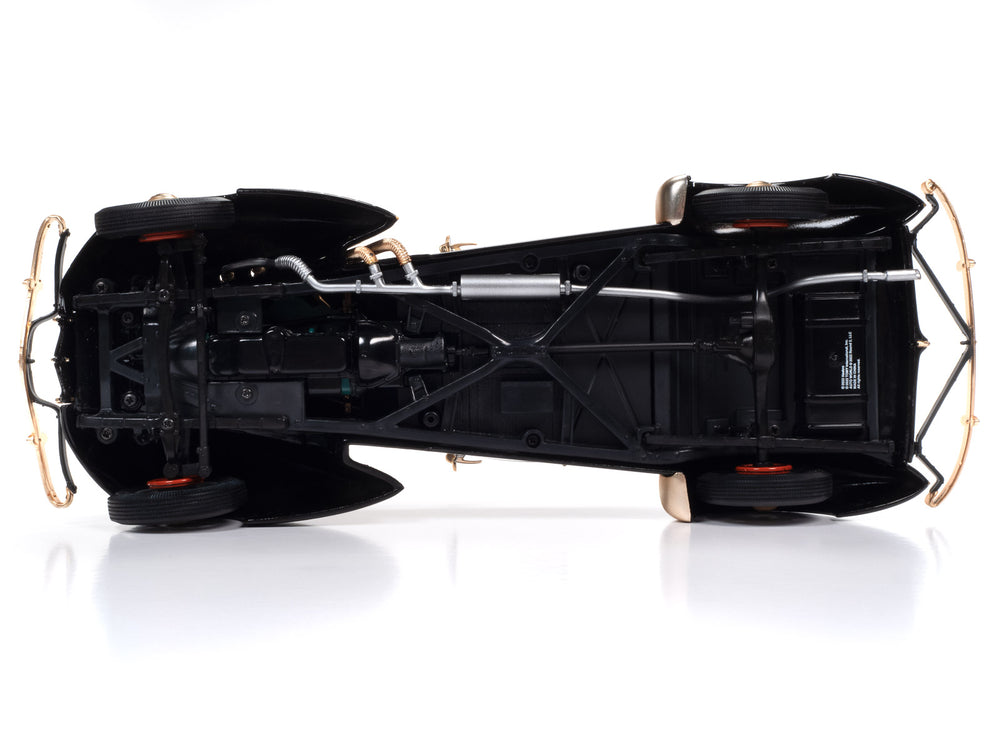 Auto World Monopoly 1935 Auburn 851 Speedster Monopoly 1:18 Scale Diecast (118 SALE)