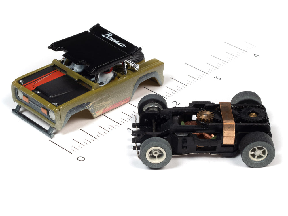 Auto World Xtraction 1971 Ford Baja Bronco (Green) HO Scale Slot Car