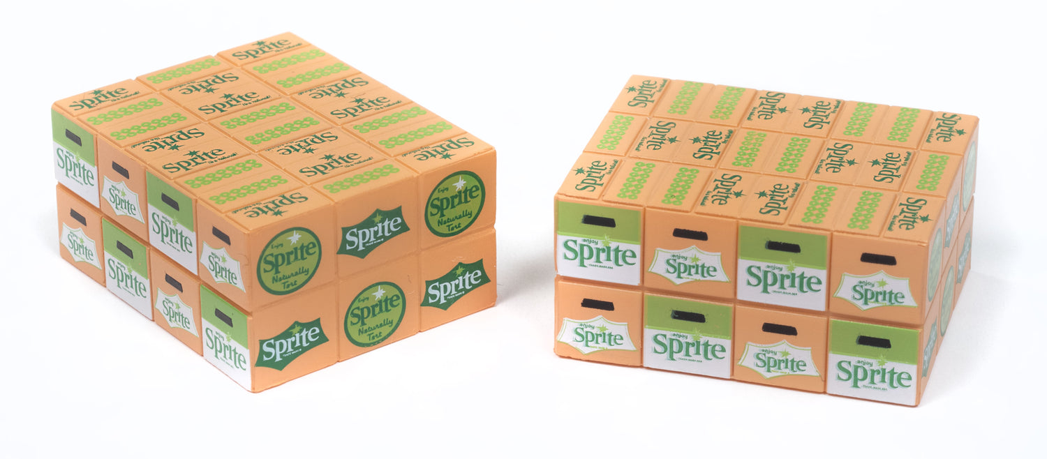 Classic Metal Works Stacked Shipping Cases (Sprite) 1:87 HO Scale