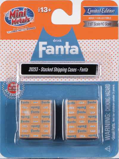 Classic Metal Works Stacked Shipping Cases (Fanta) 1:87 HO Scale