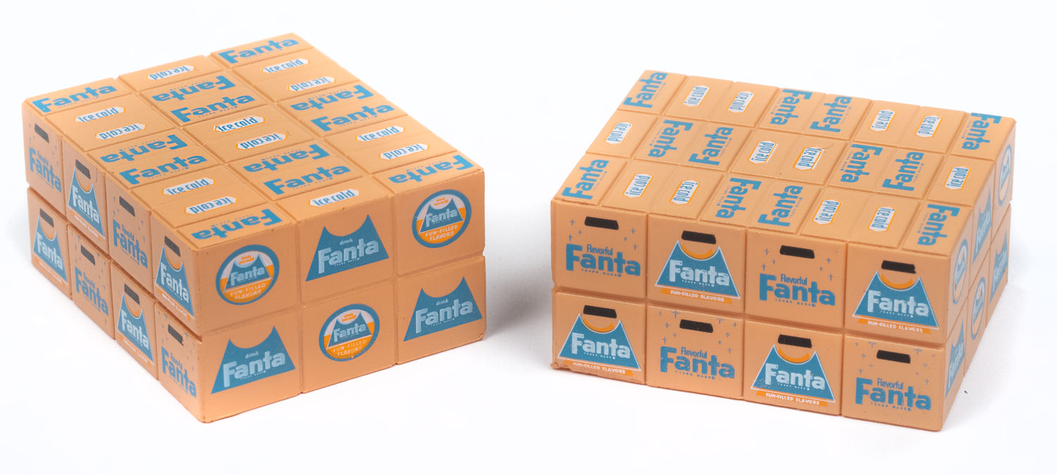 Classic Metal Works Stacked Shipping Cases (Fanta) 1:87 HO Scale