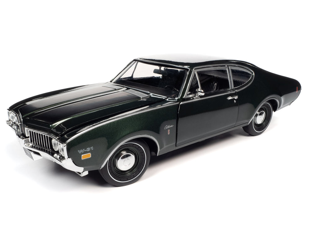 American Muscle 1969 Oldsmobile Cutlass W-31 Post Coupe (MCACN) 1:18 Scale Diecast