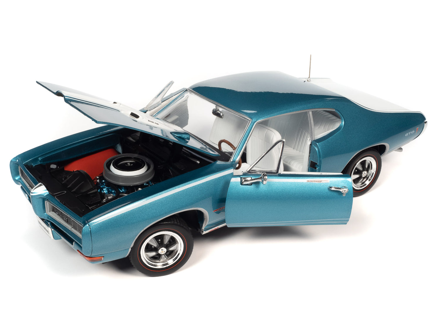 American Muscle 1968 Pontiac Royal Bobcat GTO Hardtop (Hemmings) 1:18 Scale Diecast - Auto World Store