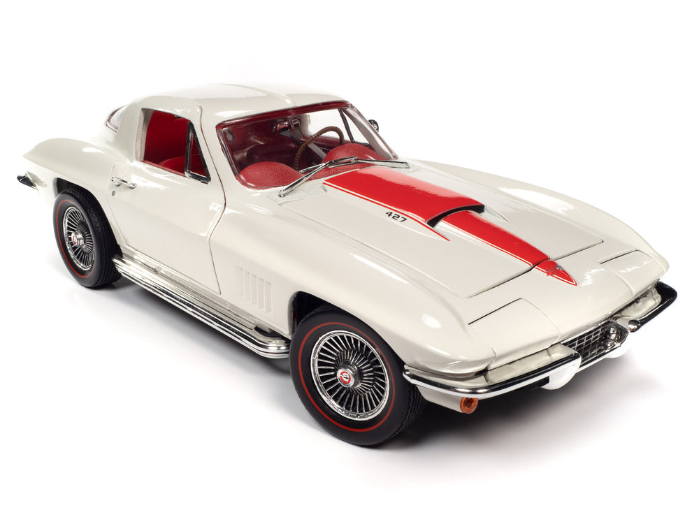 American Muscle 1967 Chevrolet Corvette 427 Coupe 1:18 Scale Diecast