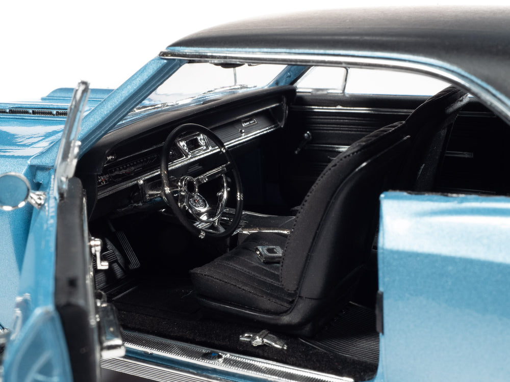 American Muscle 1966 Chevrolet Chevelle SS 396 Hardtop 1:18 Scale Diecast