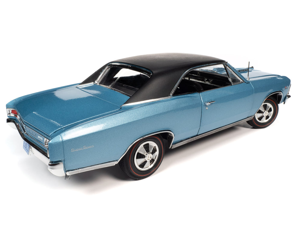 American Muscle 1966 Chevrolet Chevelle SS 396 Hardtop 1:18 Scale Diecast