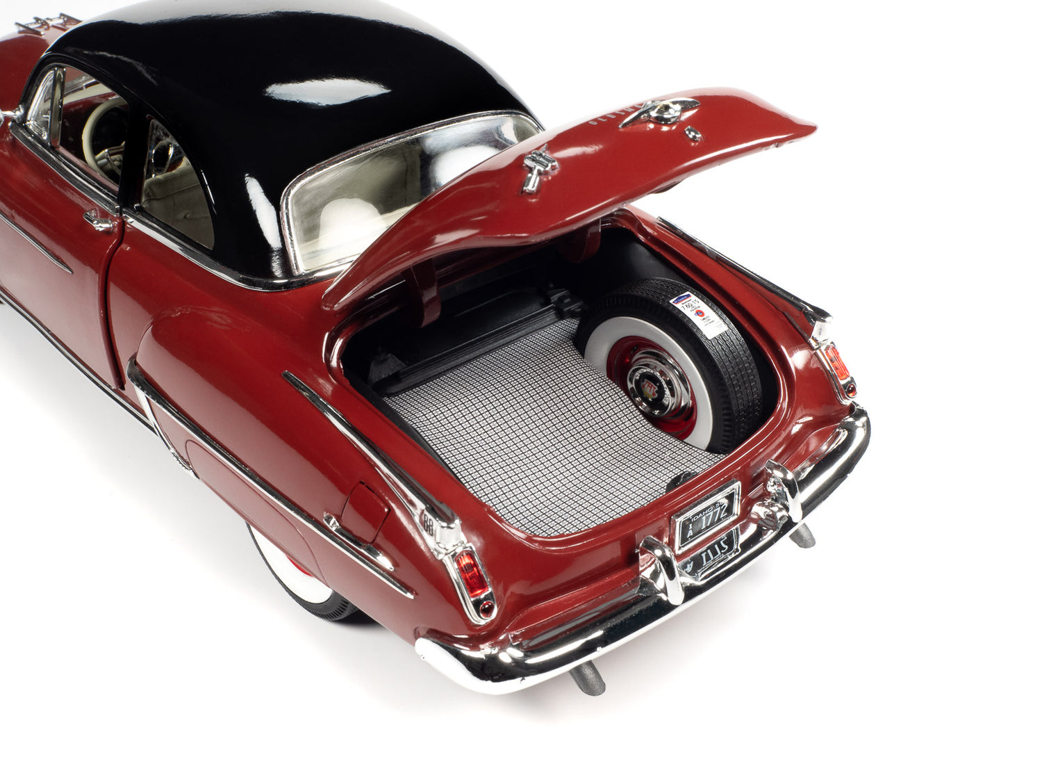 American Muscle 1950 Oldsmobile 88 Holiday Coupe 1:18 Scale Diecast