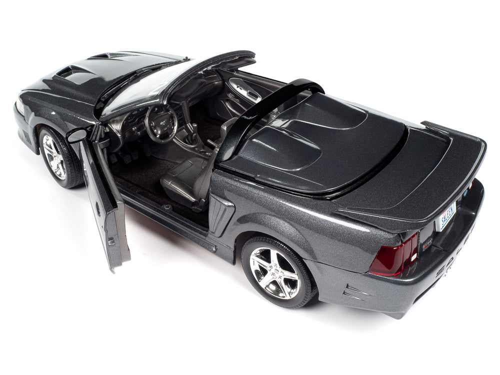 2003 mustang clearance cobra diecast