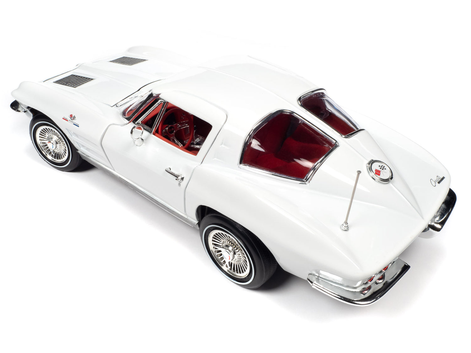 American Muscle 1963 Chevrolet Corvette Coupe (MCACN) 1:18 Scale Diecast
