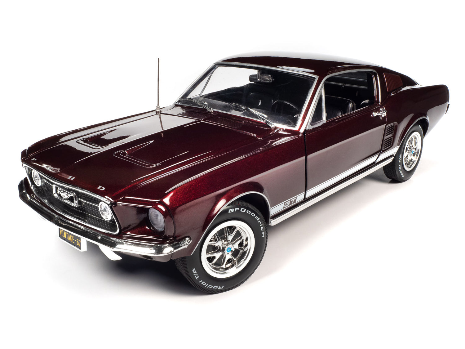 American Muscle 1967 Ford Mustang GT 2+2 1:18 Scale Diecast