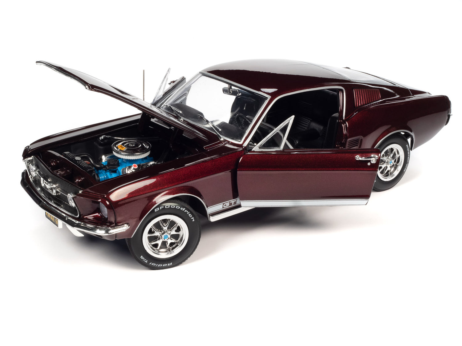 American Muscle 1967 Ford Mustang GT 2+2 1:18 Scale Diecast