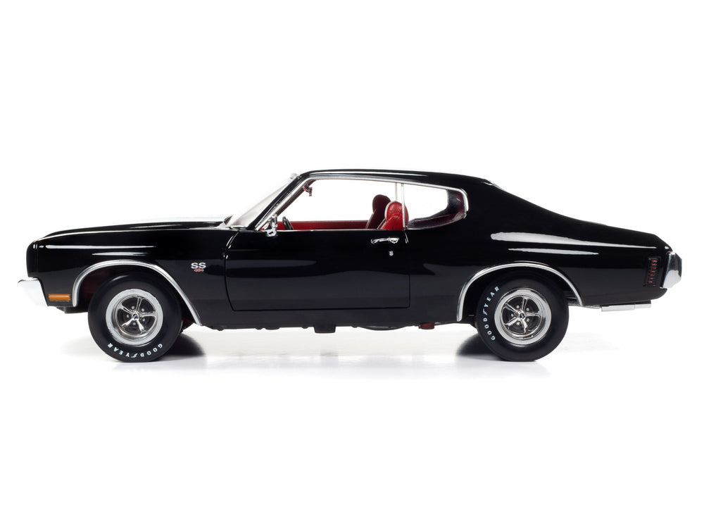 American Muscle 1970 Chevrolet Chevelle Hardtop (Hemmings Muscle Machines) 1:18 Scale Diecast - Auto World Store